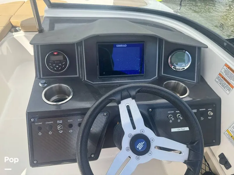 Slide: The Image of Bayliner VR6 OB 2023 - 16840335