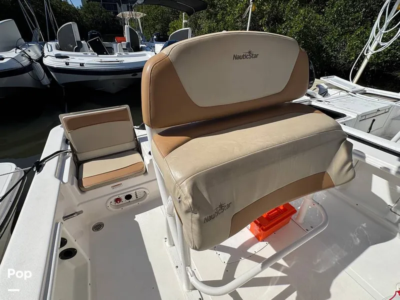 Slide: The Image of NauticStar 215 XTS 2023 - 15289050