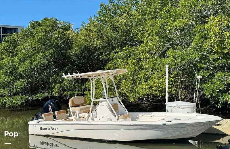 The Image of NauticStar 227 XTS 2023 - 15289092