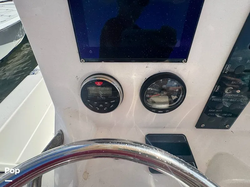 Slide: The Image of NauticStar 227 XTS 2023 - 16842349