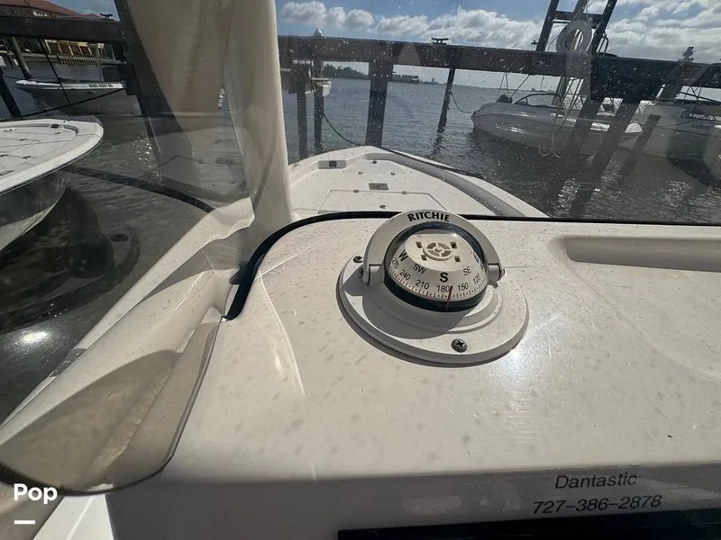 Slide: The Image of NauticStar 227 XTS 2023 - 16842347