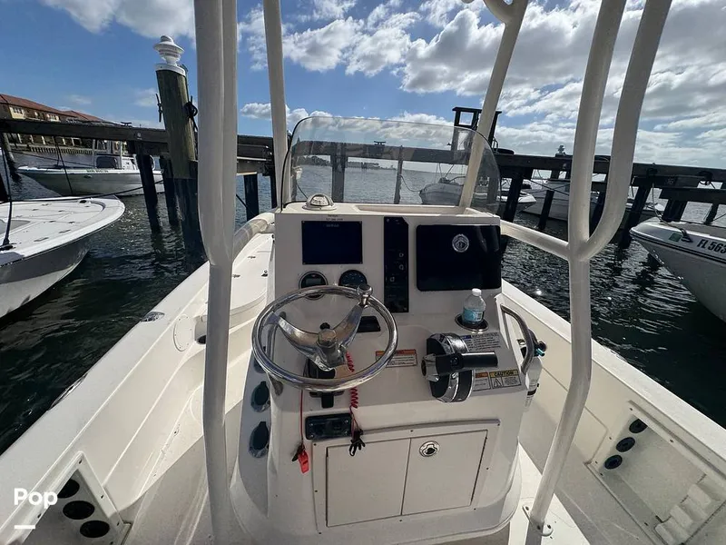 Slide: The Image of NauticStar 227 XTS 2023 - 16842346