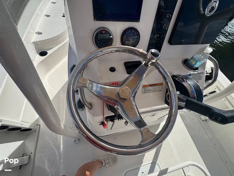 Slide: The Image of NauticStar 227 XTS 2023 - 16842350