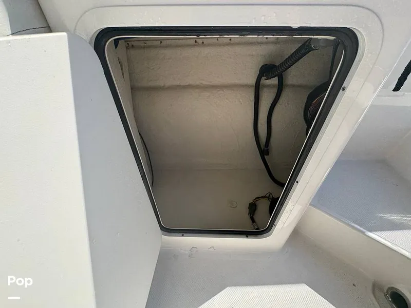 Slide: The Image of Bayliner DX2200 2023 - 15308116