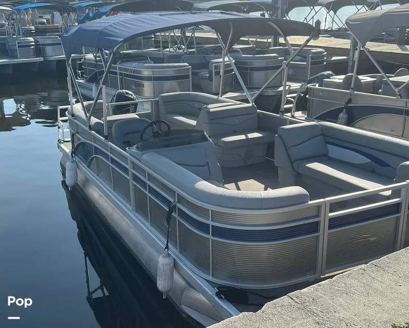 Slide: The Image of Bennington 22 SSR 2023 - 15307444