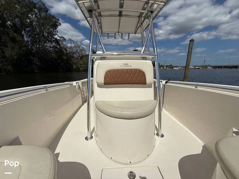 Slide: The Image of Console Seat - 15329119