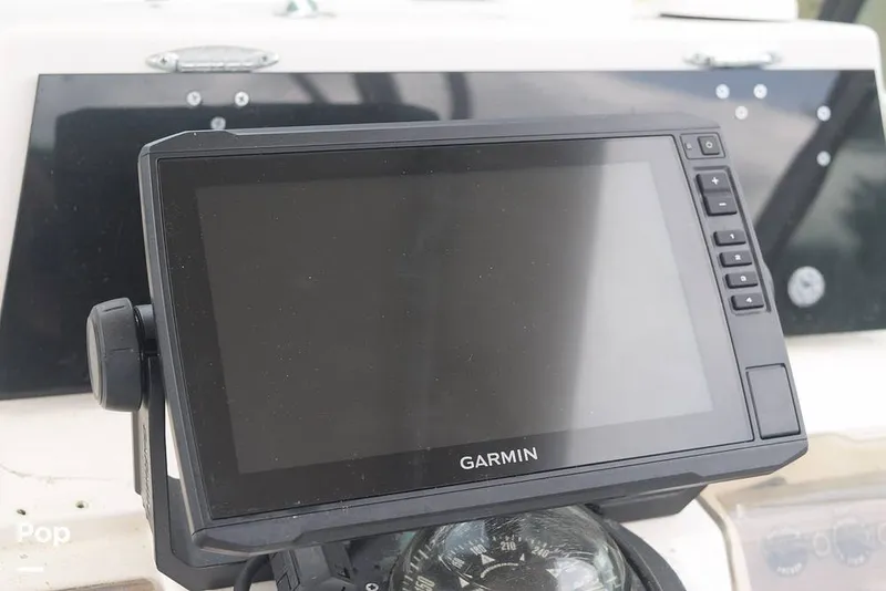 Slide: The Image of GPS/ Fishfinder/ Plotter - 15562825