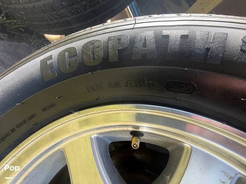 Slide: The Image of Regal 24 FasDeck RX 2013 - 16189593