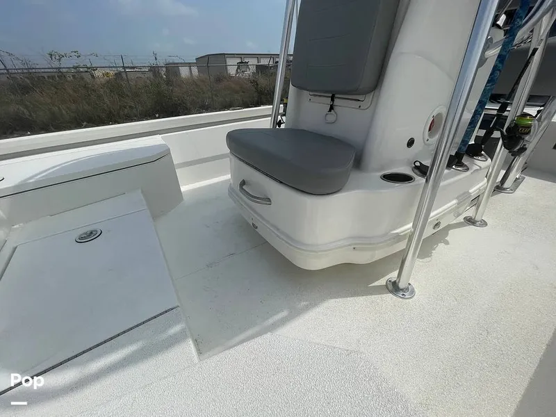 Slide: The Image of Passenger Seating With Cooler/live Weel/bait Well Seat With Backrest - 15318236