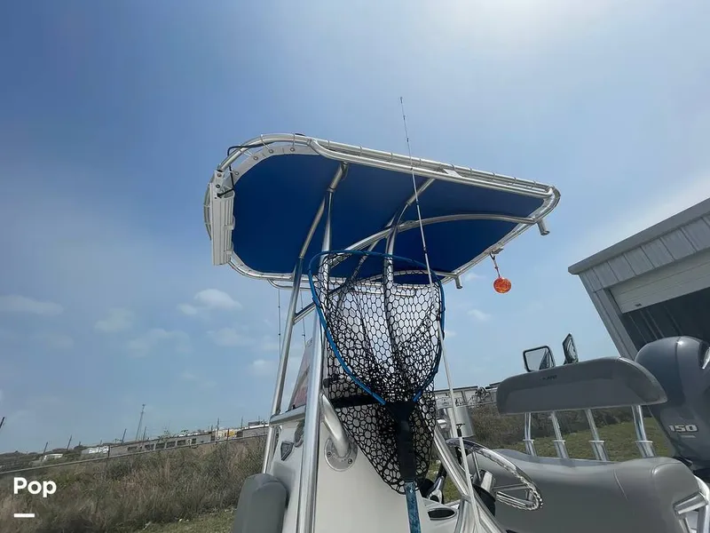 Slide: The Image of Canvas T-top - 15318336