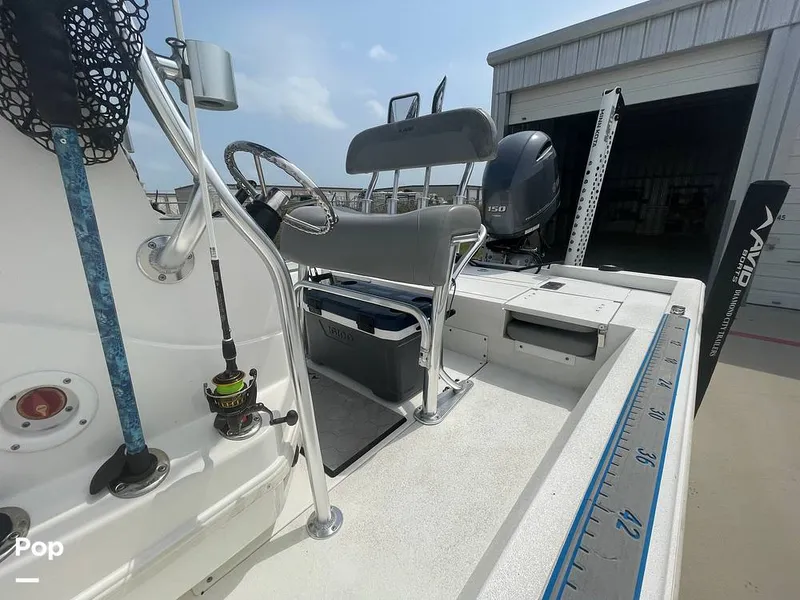 Slide: The Image of Leaning Post With Removable Cooler - 15318337