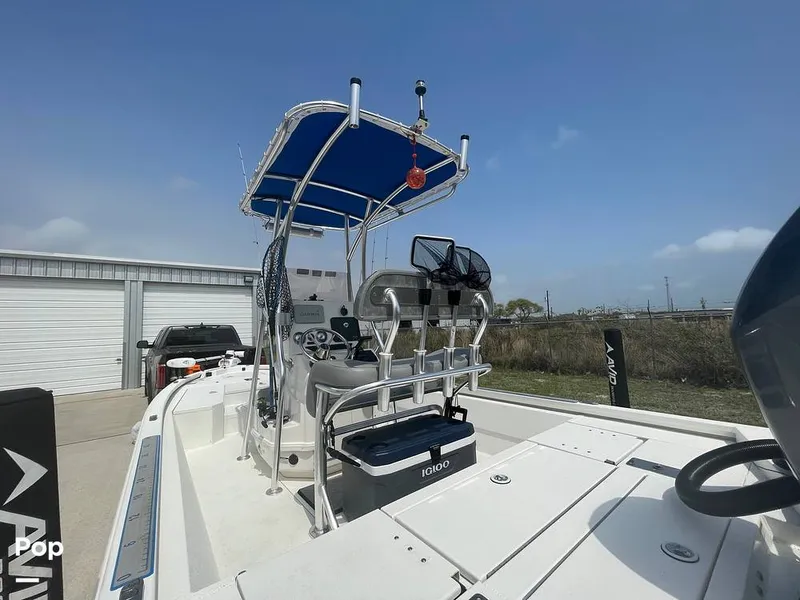 Slide: The Image of Canvas T-top - 15318200