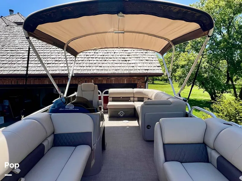 Slide: The Image of Sun Tracker Party Barge 20 DLX 2023 - 15472562