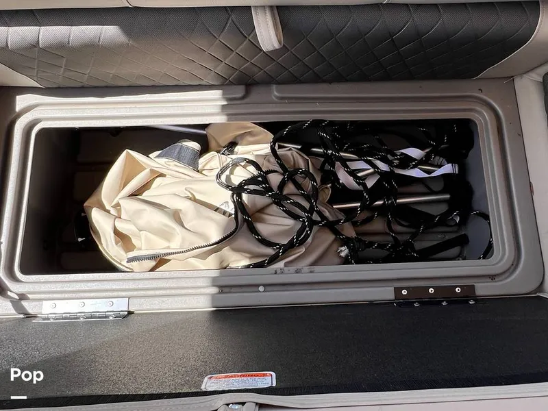 Slide: The Image of Sun Tracker Party Barge 20 DLX 2023 - 15472655