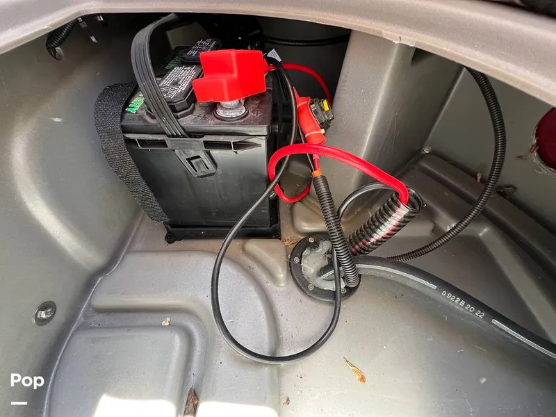 Slide: The Image of Sun Tracker Party Barge 20 DLX 2023 - 15472660