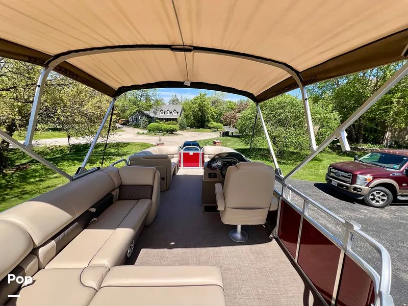 Slide: The Image of Sun Tracker Party Barge 20 DLX 2023 - 15472680