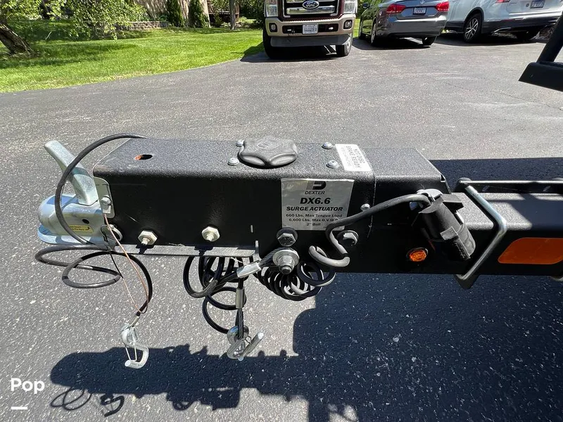 Slide: The Image of Sun Tracker Party Barge 20 DLX 2023 - 15472689