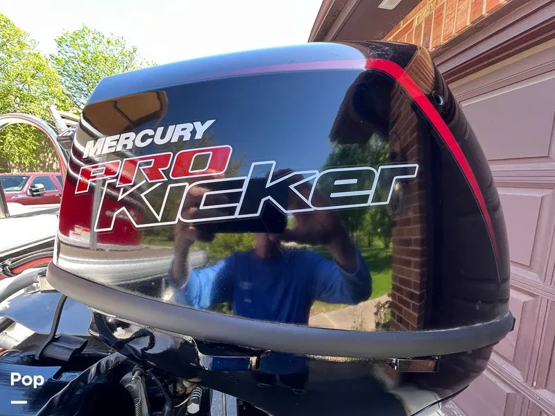 Slide: The Image of Sun Tracker Party Barge 20 DLX 2023 - 15472710