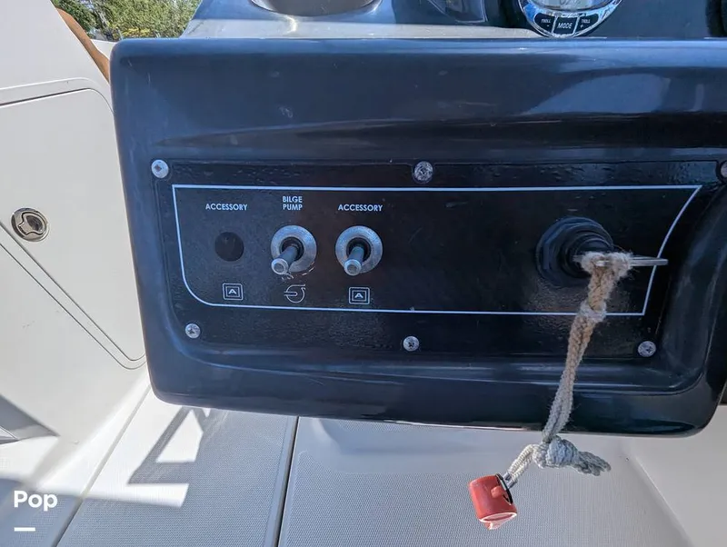 Slide: The Image of Bayliner VR5 OB 2021 - 15334742