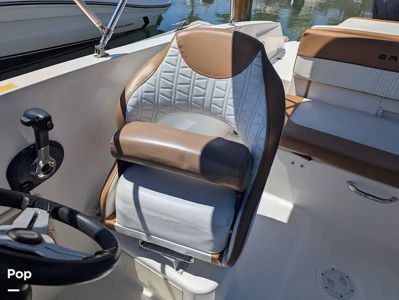 Slide: The Image of Bayliner VR5 OB 2021 - 15334747