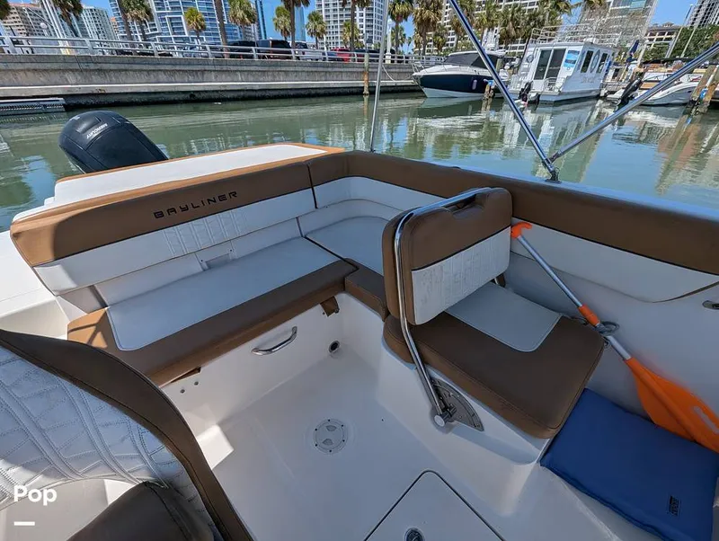 Slide: The Image of Bayliner VR5 OB 2021 - 15334749