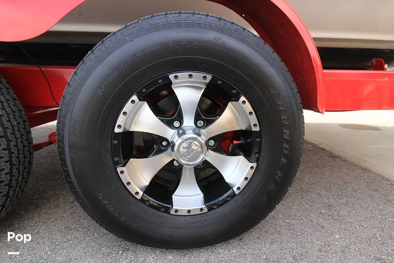 Slide: The Image of Crownline Boats 270 2005 - 15362192