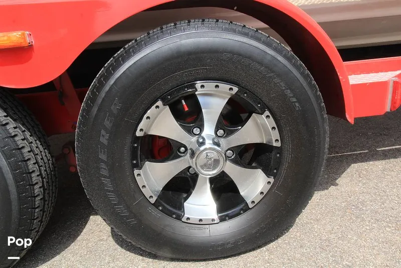 Slide: The Image of Crownline Boats 270 2005 - 15362195