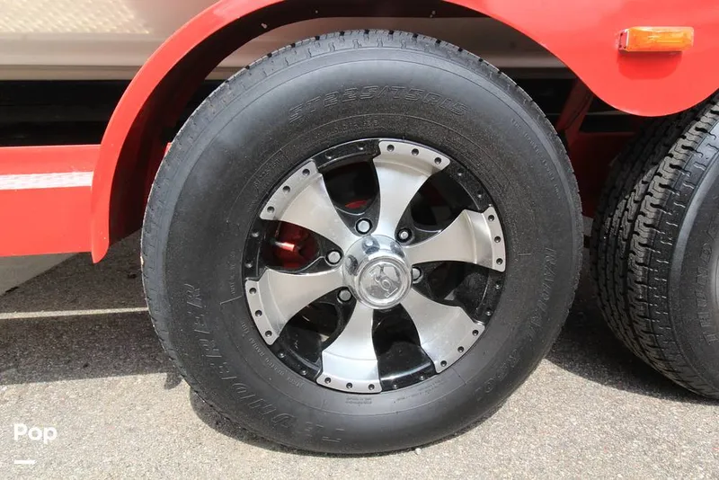 Slide: The Image of Crownline Boats 270 2005 - 15362196