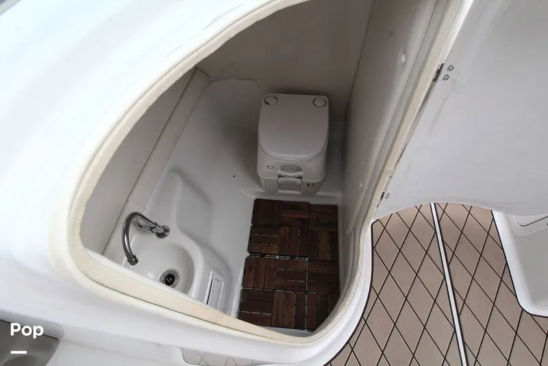 Slide: The Image of Crownline Boats 270 2005 - 15362111