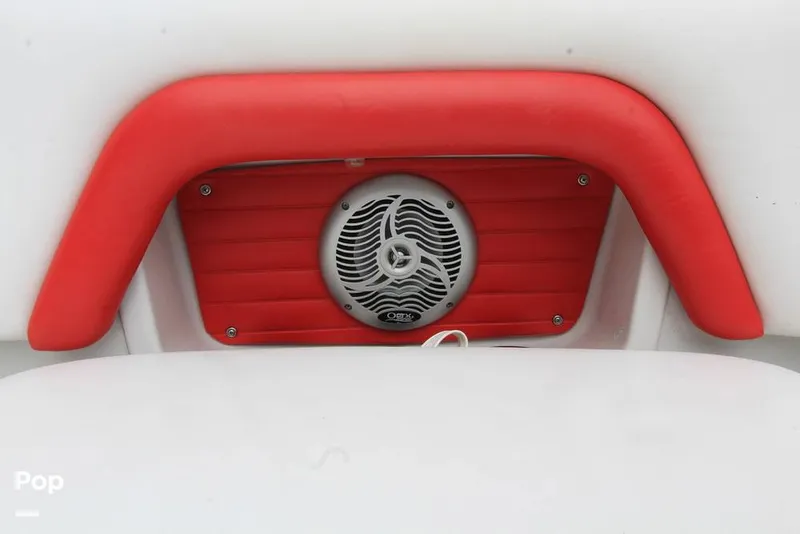 Slide: The Image of Crownline Boats 270 2005 - 15362132