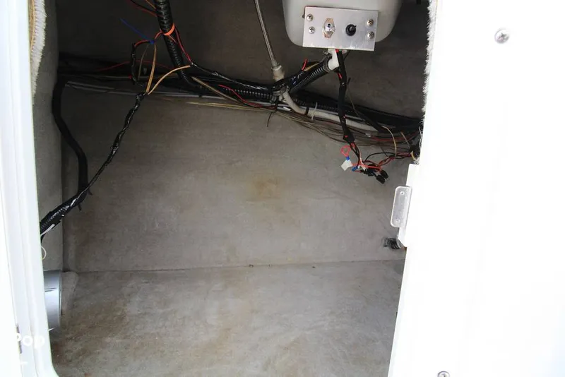 Slide: The Image of Crownline Boats 270 2005 - 15362142