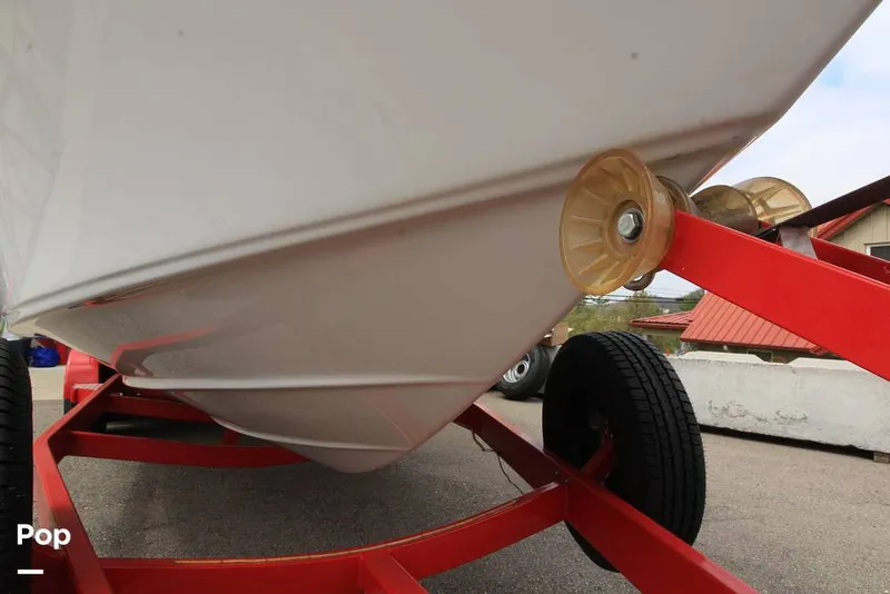 Slide: The Image of Crownline Boats 270 2005 - 15362175