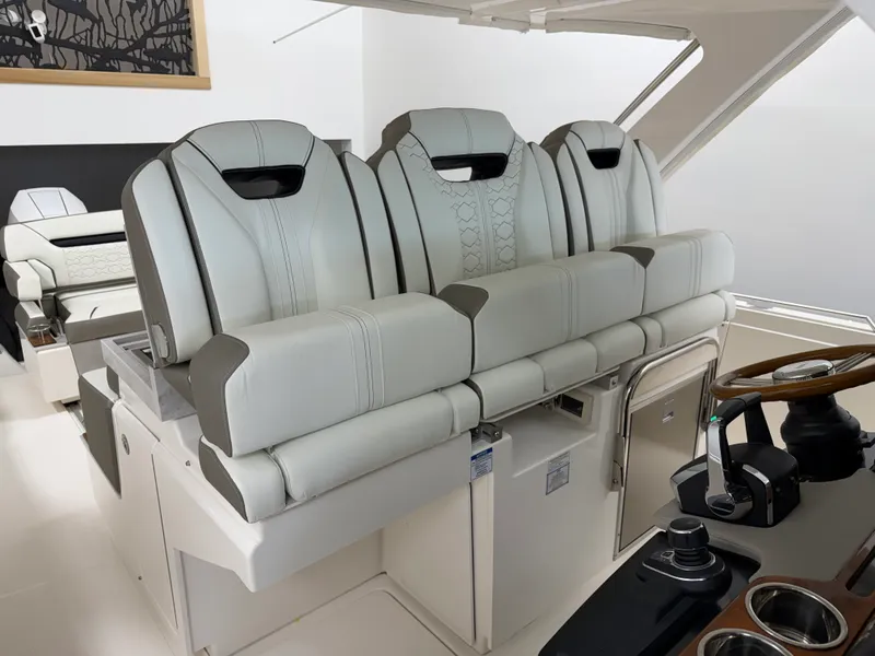 Slide: The Image of Tiara 34 LS 2023 - 13