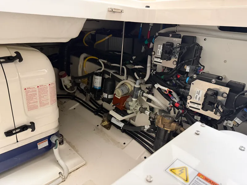 Slide: The Image of Tiara 34 LS 2023 - 26