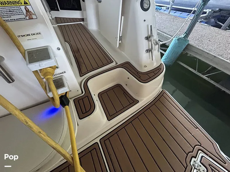 Slide: The Image of Rinker 342 Fiesta Vee 2006 - 15347763