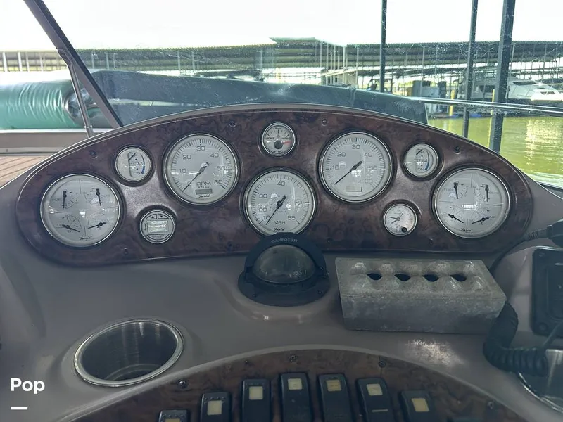 Slide: The Image of Rinker 342 Fiesta Vee 2006 - 15347801