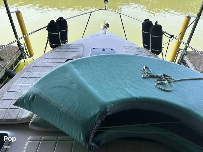 Slide: The Image of Rinker 342 Fiesta Vee 2006 - 15347807