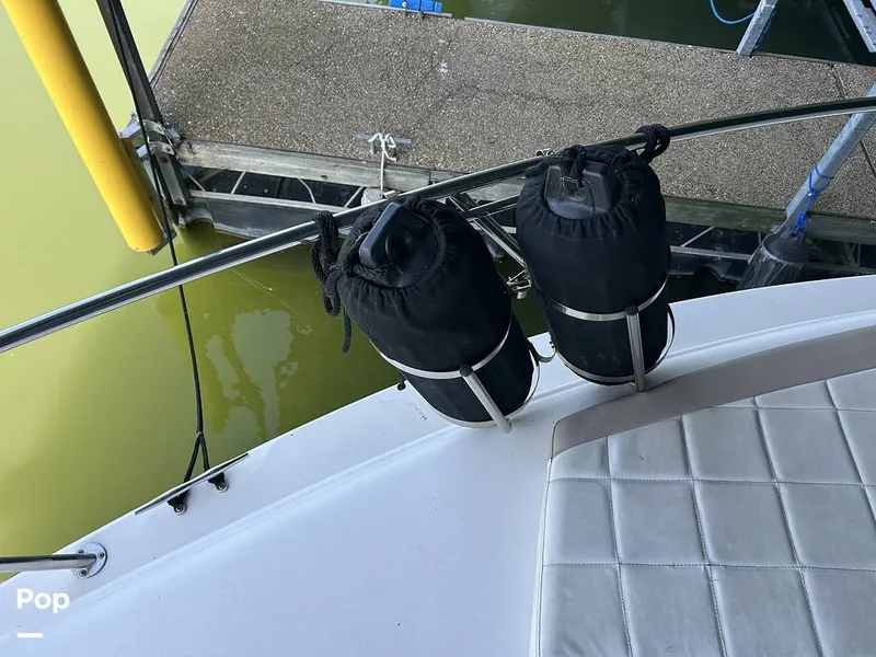 Slide: The Image of Rinker 342 Fiesta Vee 2006 - 15347809