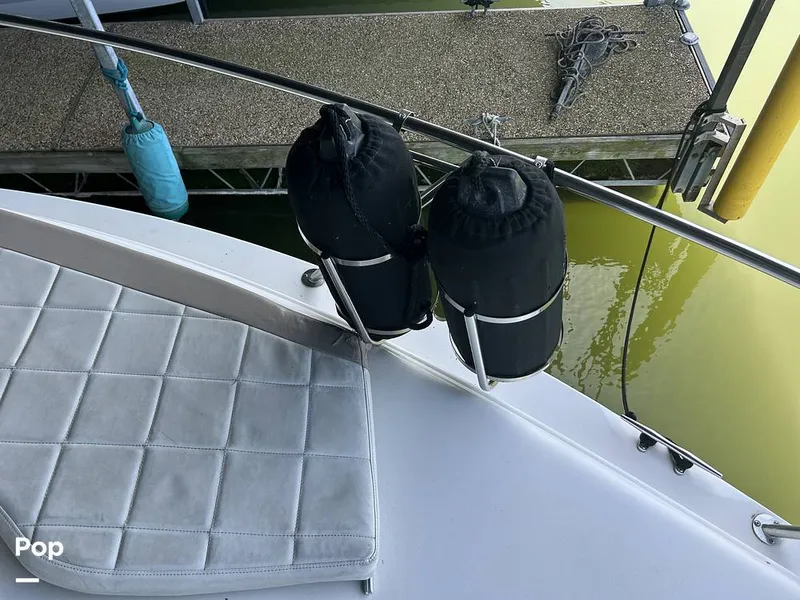 Slide: The Image of Rinker 342 Fiesta Vee 2006 - 15347810