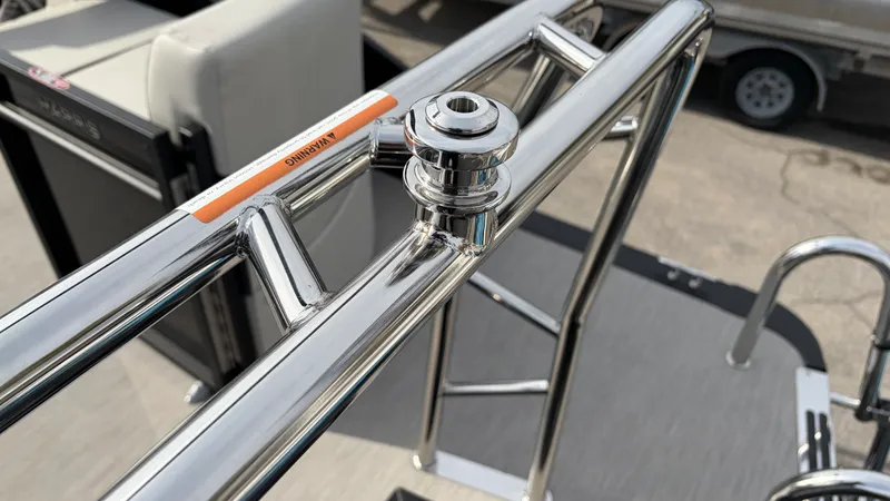 Slide: The Image of Harris Breeze 230 2026 - 15