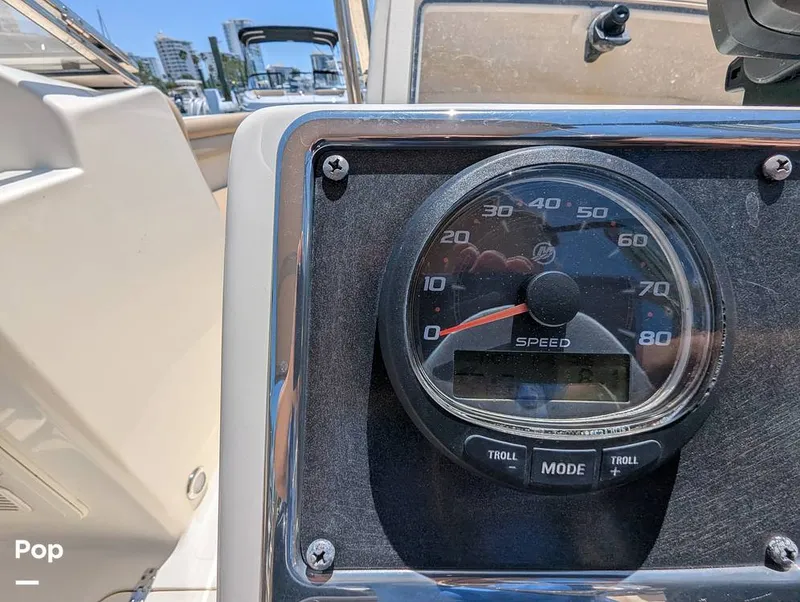 Slide: The Image of Scout 210 Dorado 2022 - 15334423