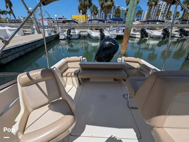 Slide: The Image of Scout 210 Dorado 2022 - 15334416