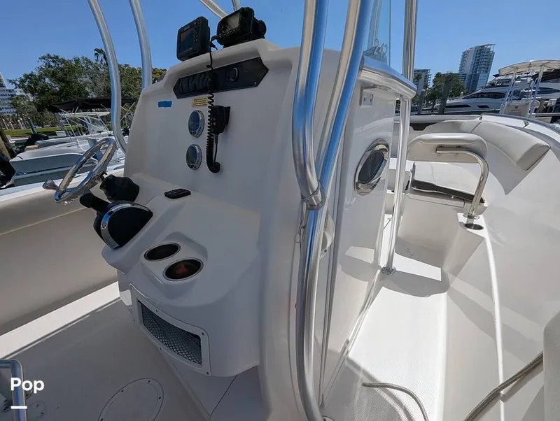 Slide: The Image of Sailfish 242 CC 2022 - 15344335