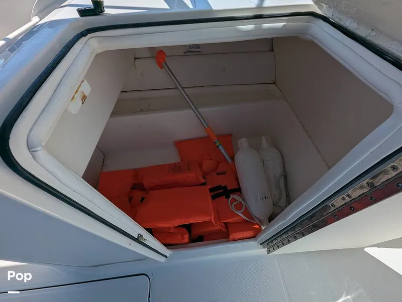 Slide: The Image of Bayliner VR6 OB 2023 - 15334656