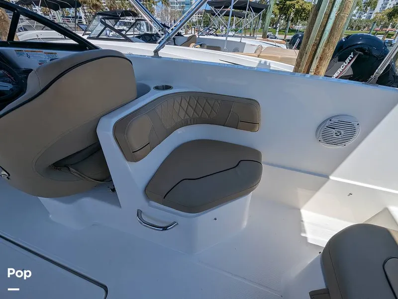 Slide: The Image of Bayliner VR6 OB 2023 - 15334663