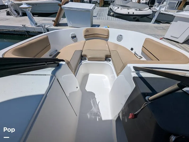 Slide: The Image of Bayliner VR6 OB 2023 - 15334687