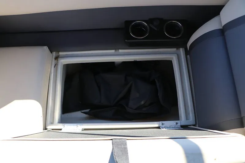 Slide: The Image of Harris HCX23 Cruiser 230 2024 - 15305530