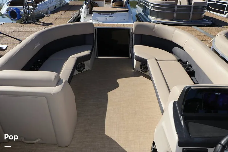 Slide: The Image of Harris HCX23 Cruiser 230 2024 - 15305527