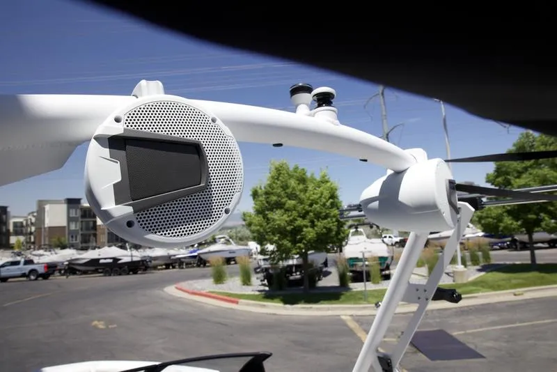 Slide: The Image of Axis Wake Research T220 2025 - 12