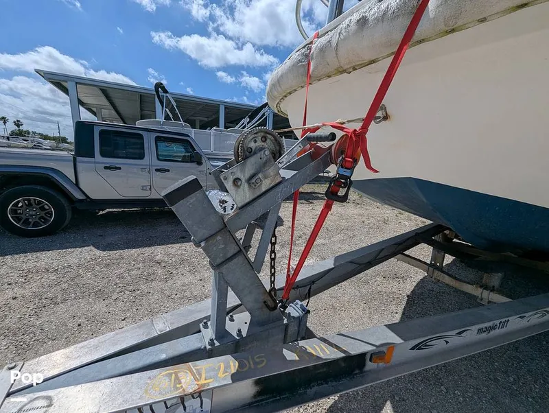 Slide: The Image of Pump Out USA 26T 1000 2011 - 15317750